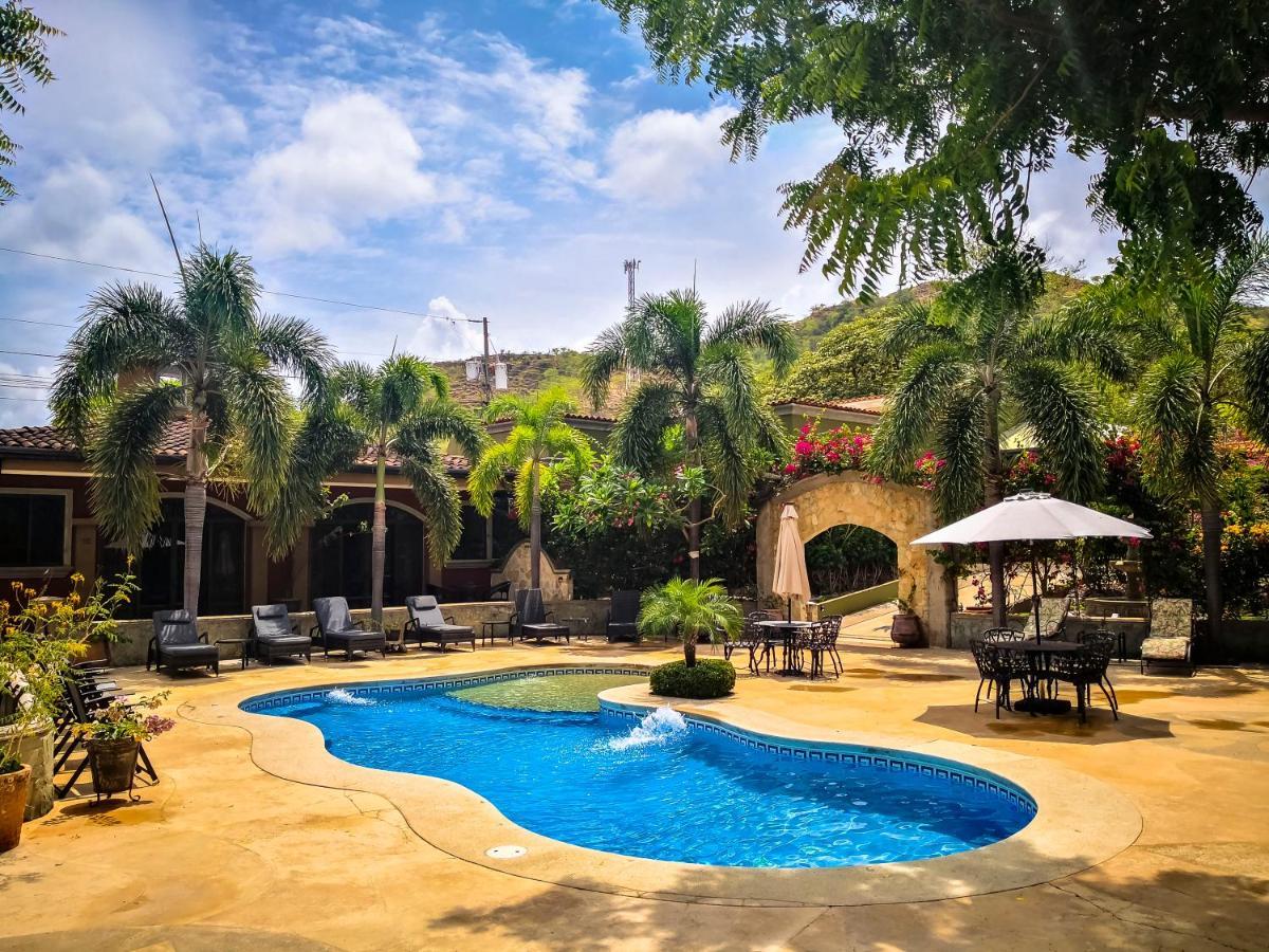الشقق الفندقية Casas Del Toro بلايا فلامنغو المظهر الخارجي الصورة